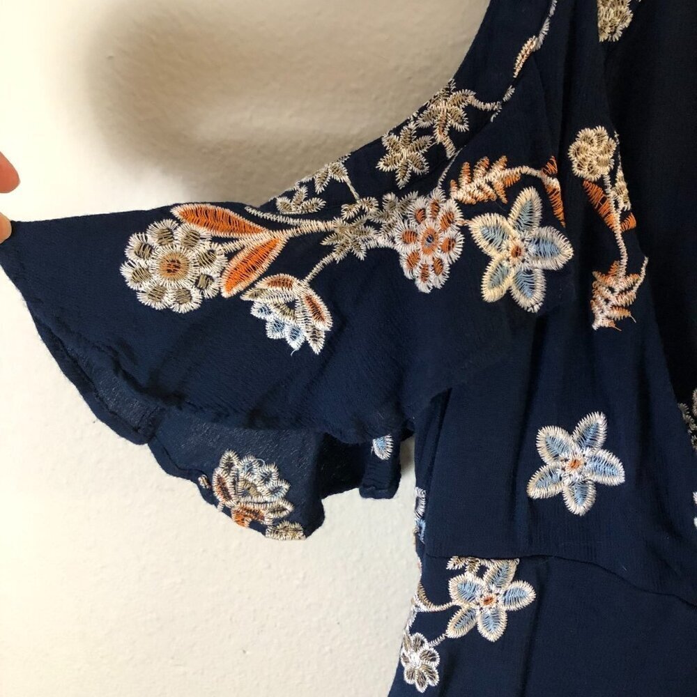 J.O.A JOA Los Angeles Revolve Embroidered Floral Dress Women's size S Navy Green - Picture 5 of 11